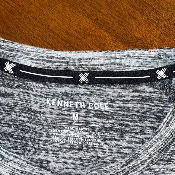 Kenneth Cole shirt, Mens Medium. - Picture 2 of 5